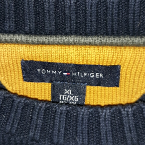 Tommy Hilfiger Sweater - Picture 2 of 3